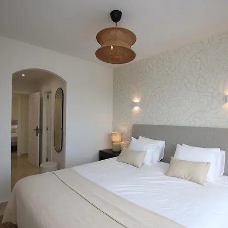 Apartment Luxe In Mijas Met Zeezicht & Zwembad Sitio de Calahonda