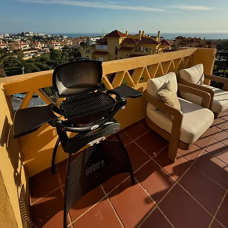 Luxe In Mijas Met Zeezicht & Zwembad Apartment Sitio de Calahonda